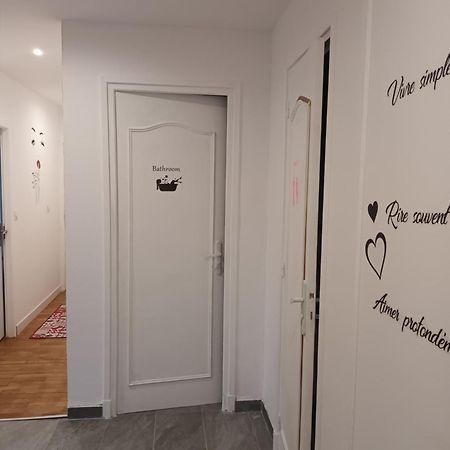 Elzao Hotell Lyon Eksteriør bilde